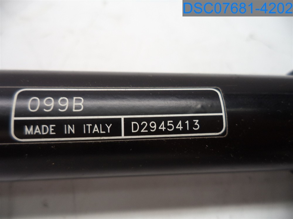 Manfrotto: 099B, 3-Section Extension Pole for Light Stands, Black, D2945413