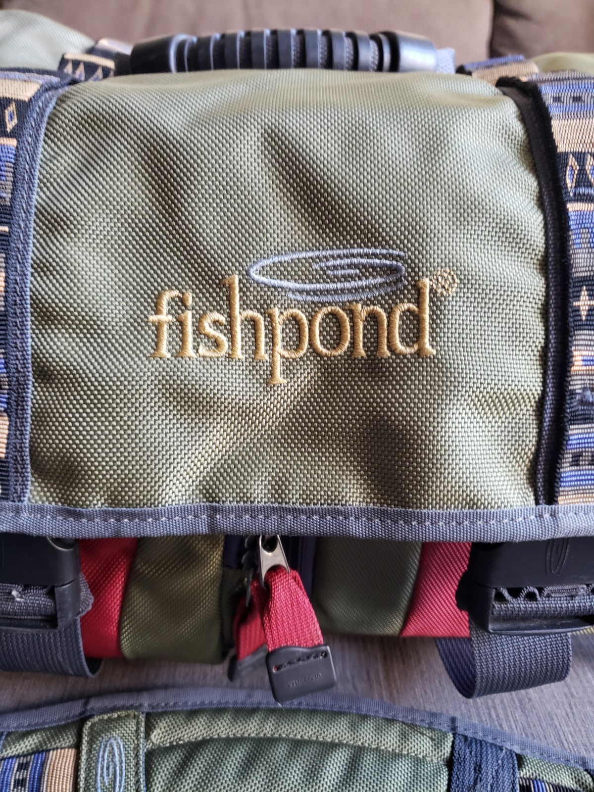 RARE! Fishpond Cloudburst Fly Fishing Olive River Gear Travel Molded Bag GREAT!
