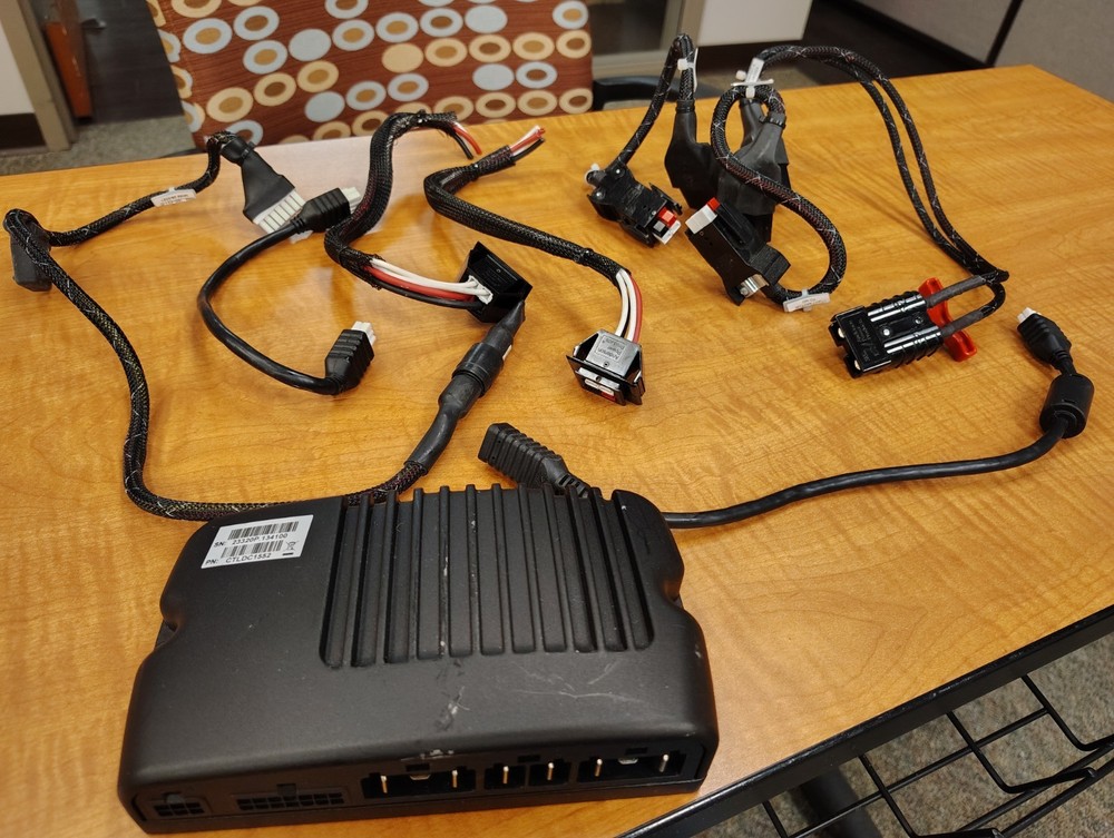 Quantum Power Wheelchair Ctldc1552 Power Control Module Controller & Harness J6