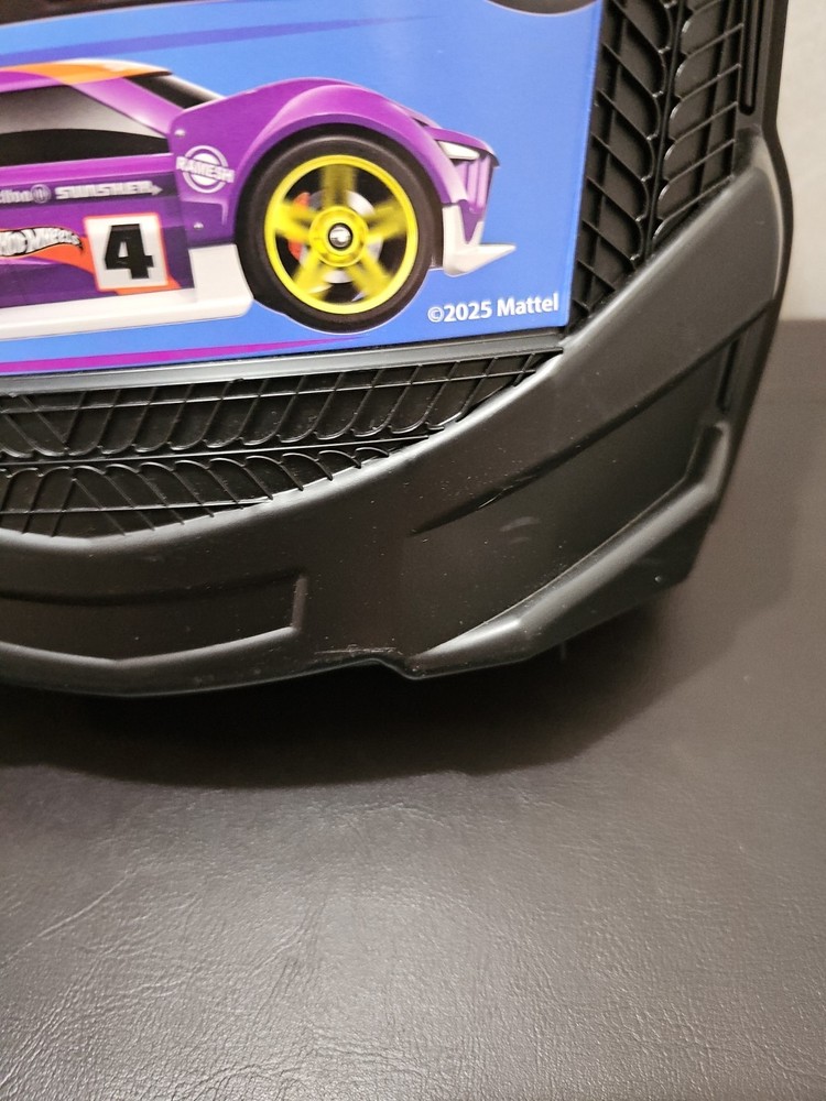 Hot Wheels 100 Car Rolling Storage Case