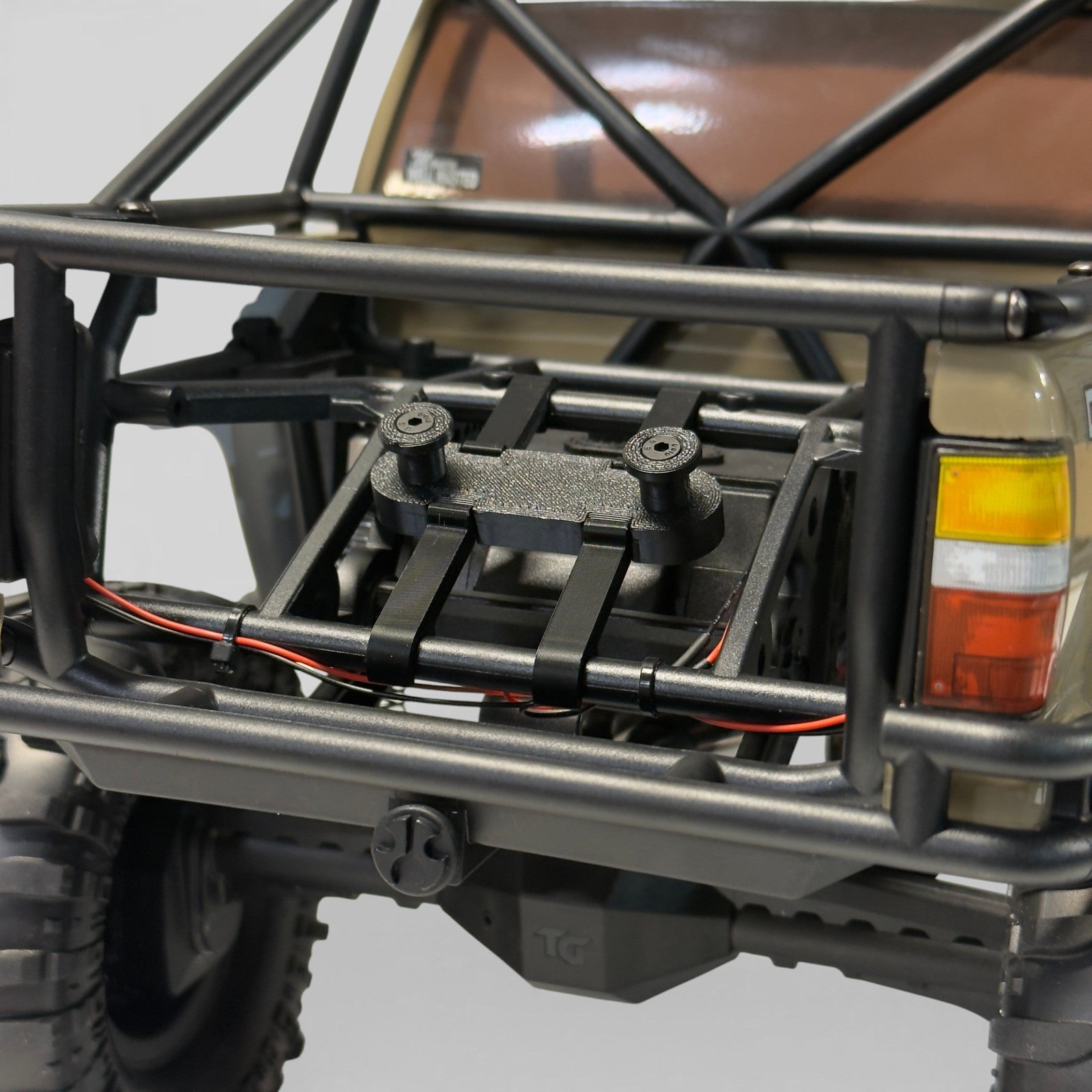Scale Fuel Can Kit for Axial SCX10 III 1987 Toyota SR5 1/10 Scale Crawler