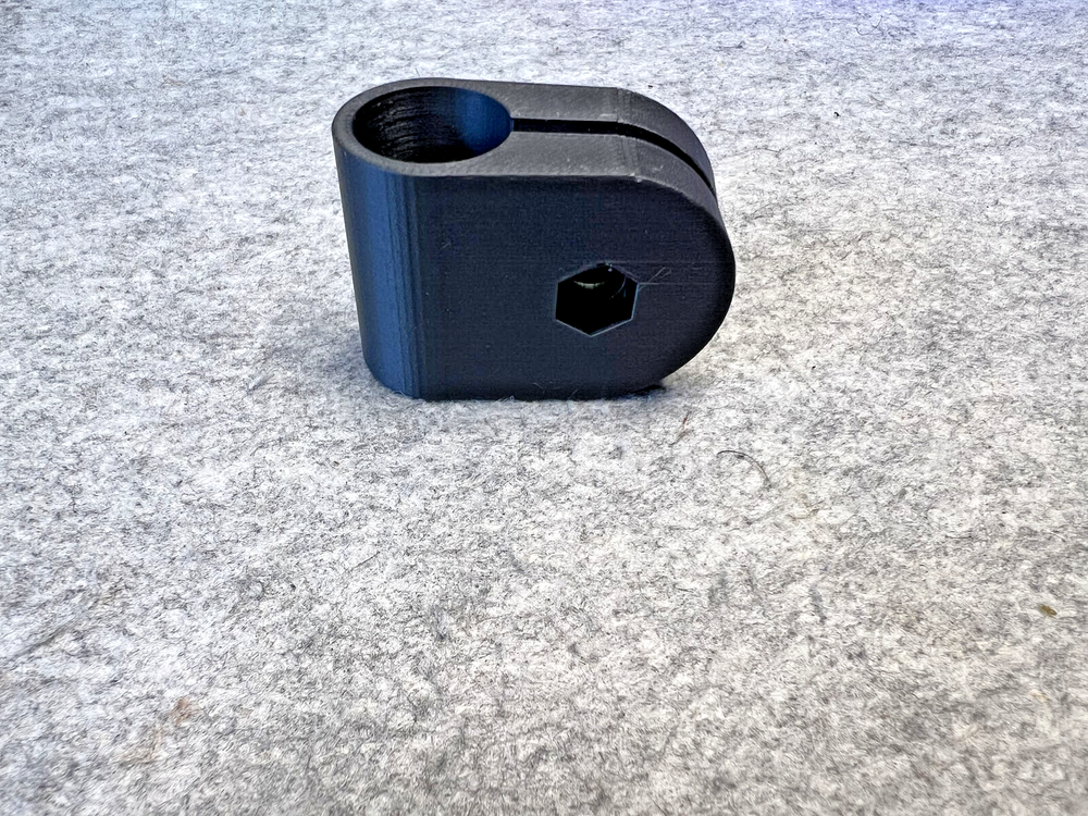 Simmons Titan 50 Drum Bracket