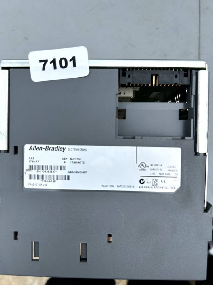 Allen-Bradley 1746-A7 Chassis Rack Module