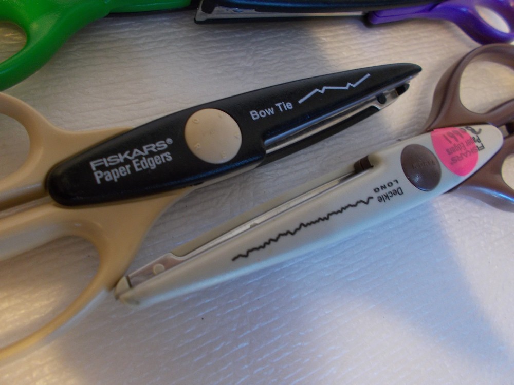 Fiskars Paper Edgers Scissors Various Patterns (see description) Set Of 10 (E-3)