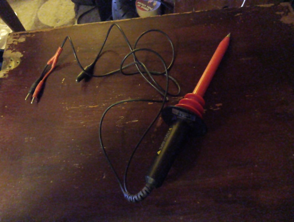 Electronix Express 01HVP40 High Voltage Probe