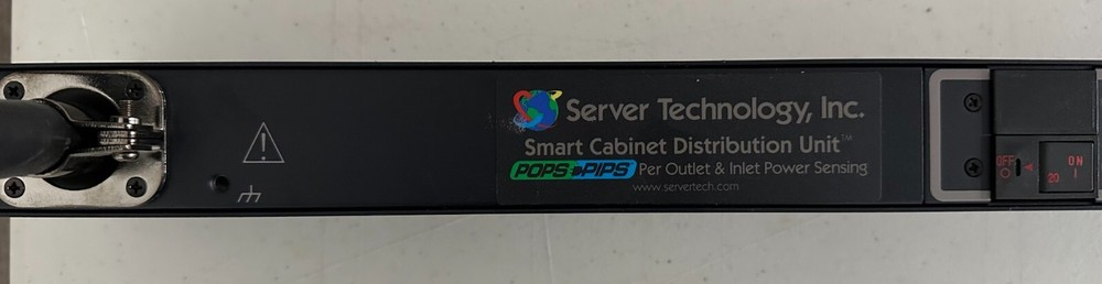 SERVER TECHNOLOGY SENTRY CABINET DISTRIBUTION UNIT CSG-24VYM411A1