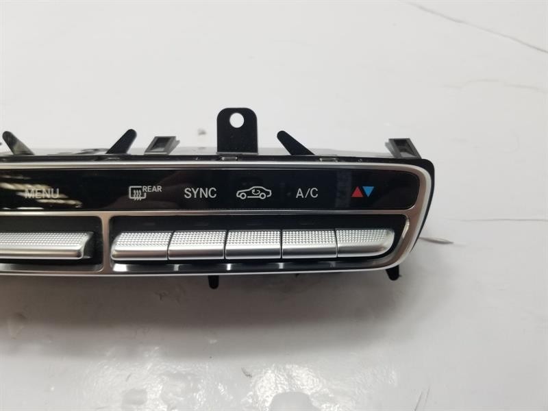 2019 MERCEDES E-CLASS HEATER CONTROL PANEL ASSEMBLY A2139059807