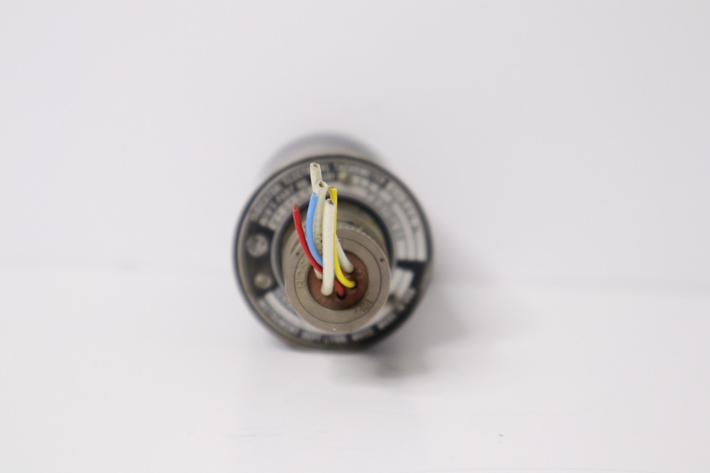 GE 8DJ81LZF2 Electrical Tachometer Indicator