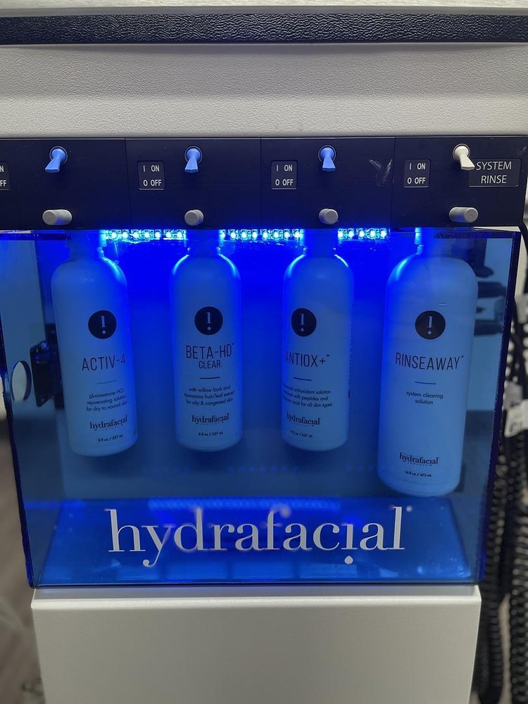 2018 EDGE SYSTEMS Hydrafacial MD