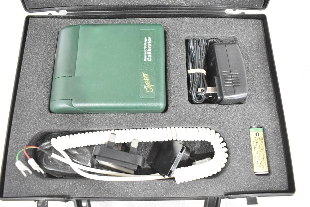 EXTECH INSTRUMENTS 412355A THE OYSTER SERIES CURRENT & VOLTAGE CALIBRATOR/METER