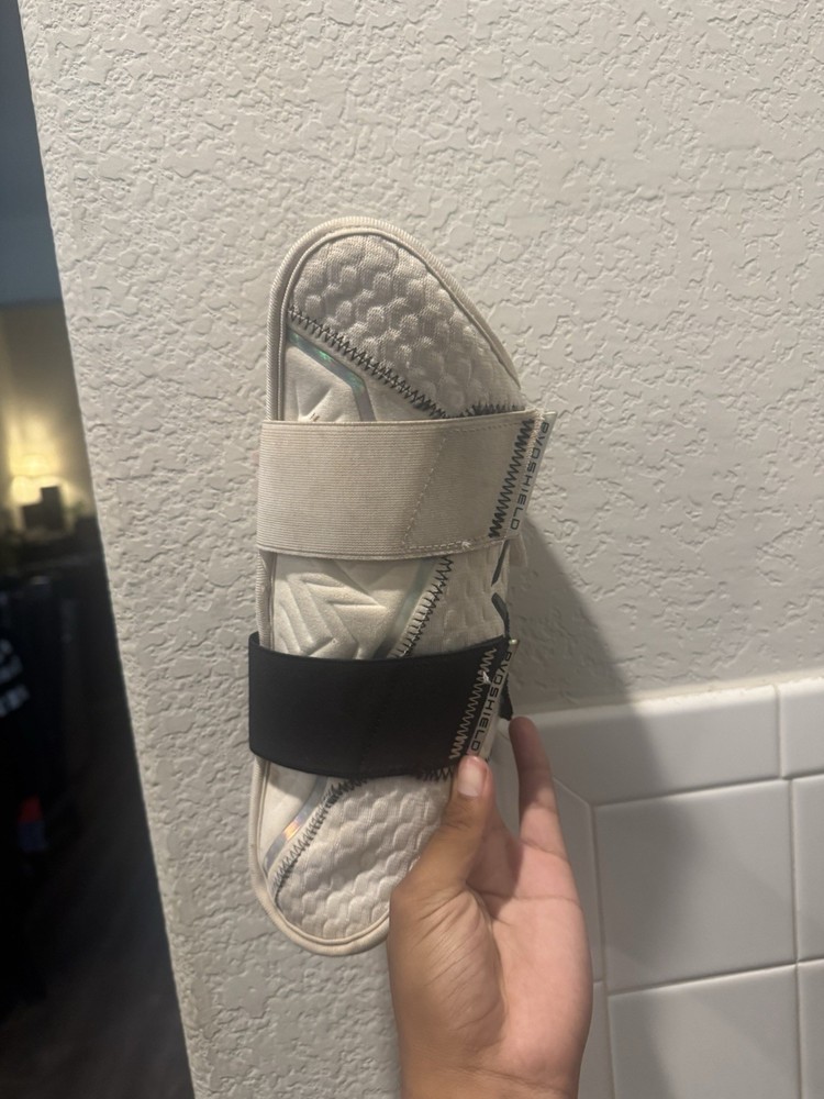 Evosheild leg guard