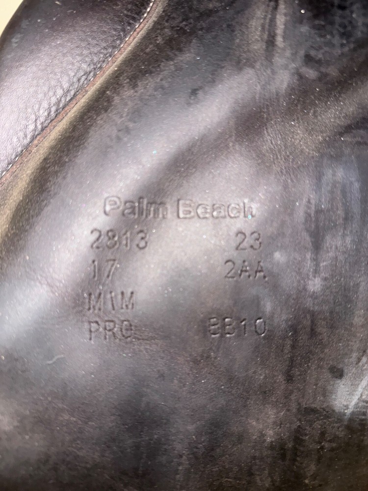 size 17 voltaire Palm Beach, 2023 model, great condition