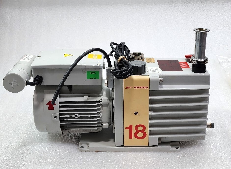 EDWARDS E1M18 VACUUM PUMP