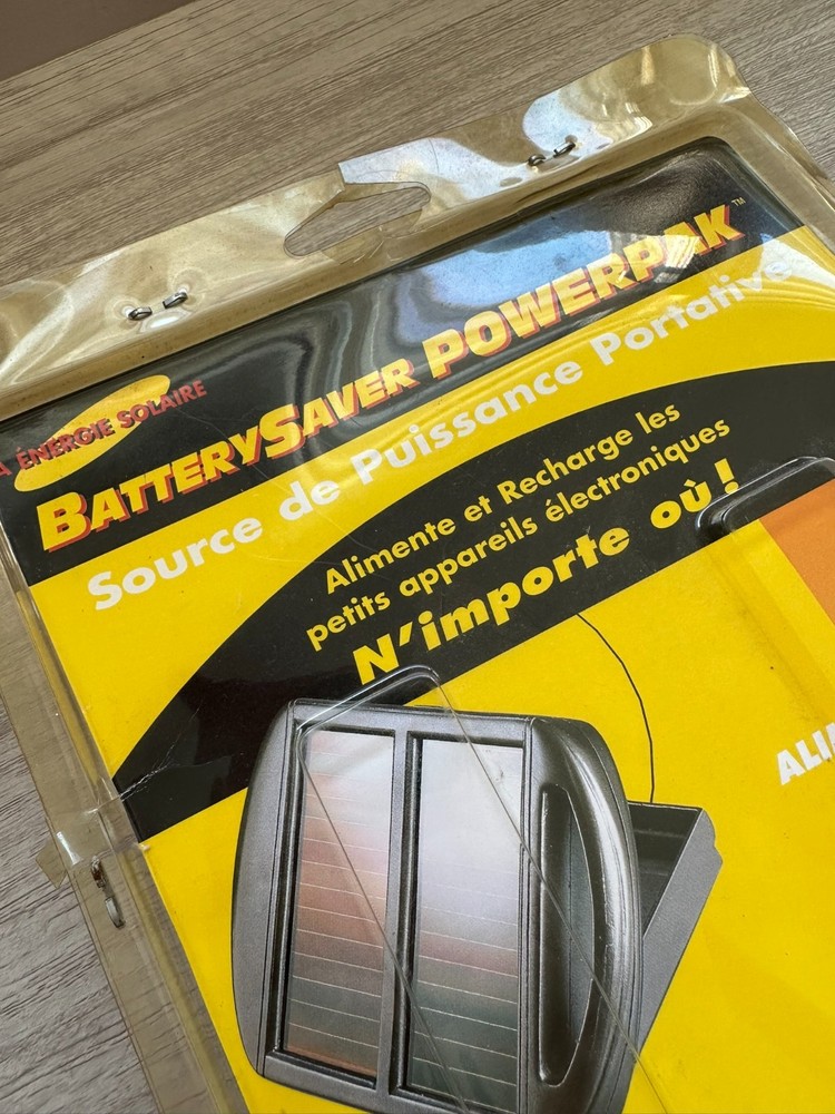 ICP Solar Powered Battery Saver Powerpak Portable Power Source NOS