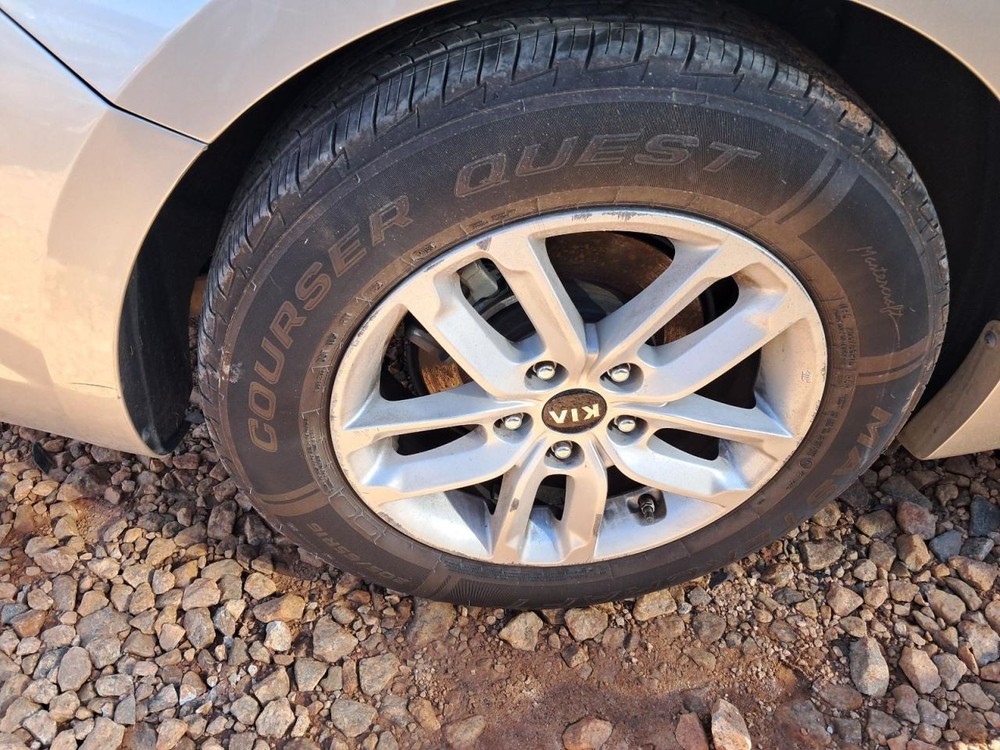 OPTIMAKIA 2011 Glove Box 4809367