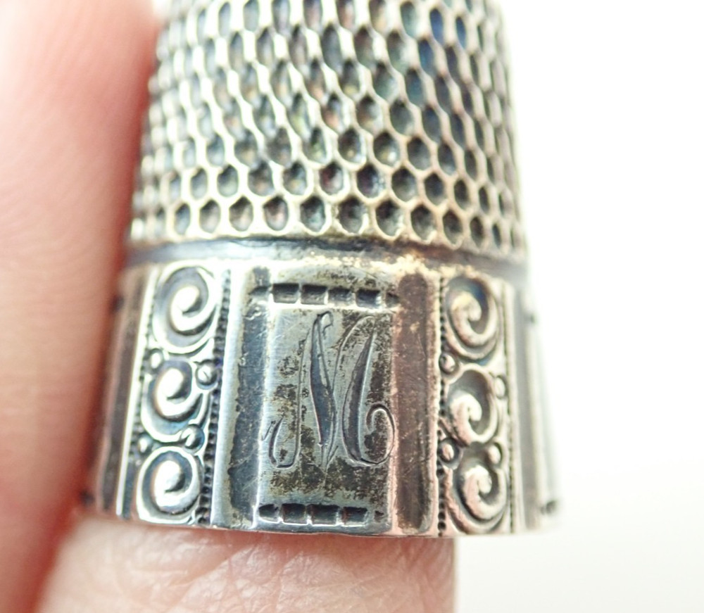 Antique Signed Sterling Silver Sewing Thimble 10
