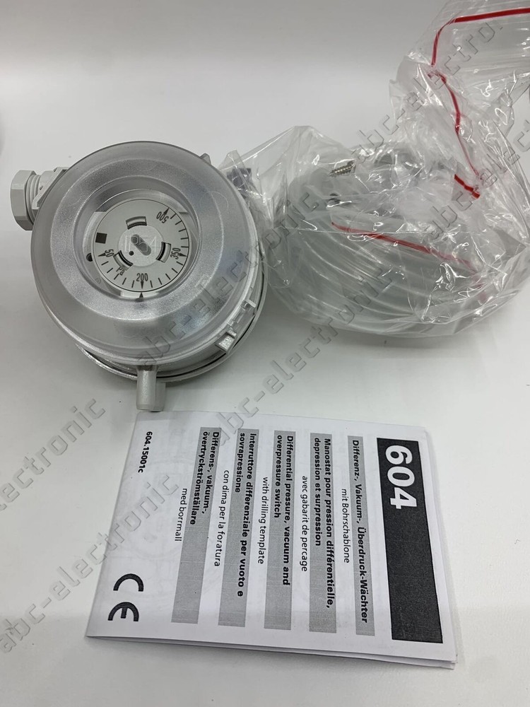 1PCS NEW 604.9110030 pressure switch