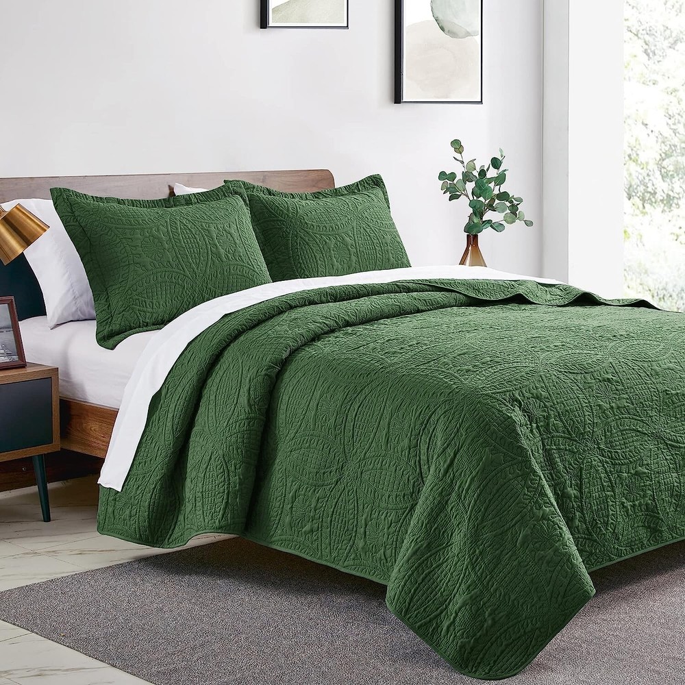 King Size Quilt Set - Lightweight Bedspread with Coin Pattern - Olive Green