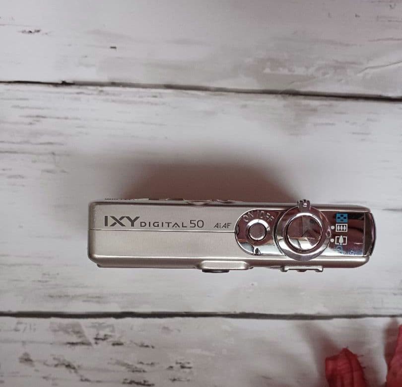 Canon IXY DIGITAL 50 Compact Digital Camera Silver Tested Condition
