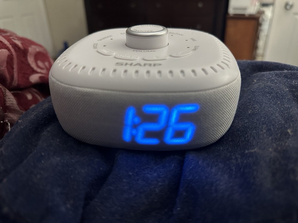 Sharp Alarm Clock Dream Caster Sound Machine White Tested Blue Tooth Speaker