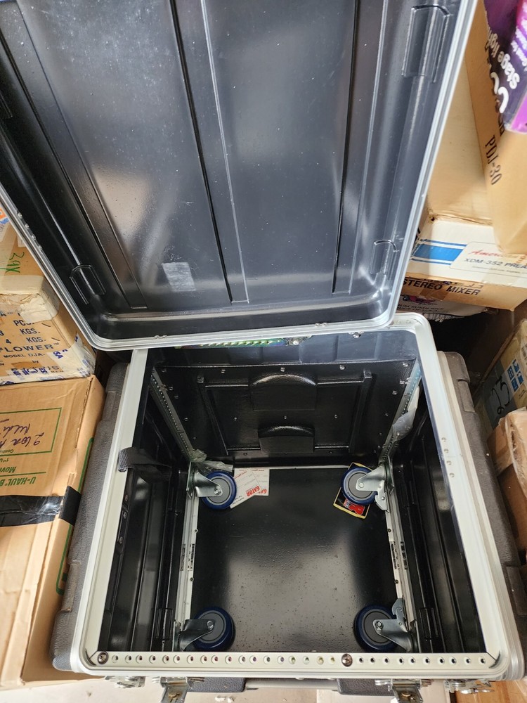 Gator 20 space rack case