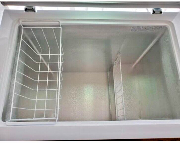 Magic Chef 7.0 Cu Ft Chest Freezer HMCF7W4