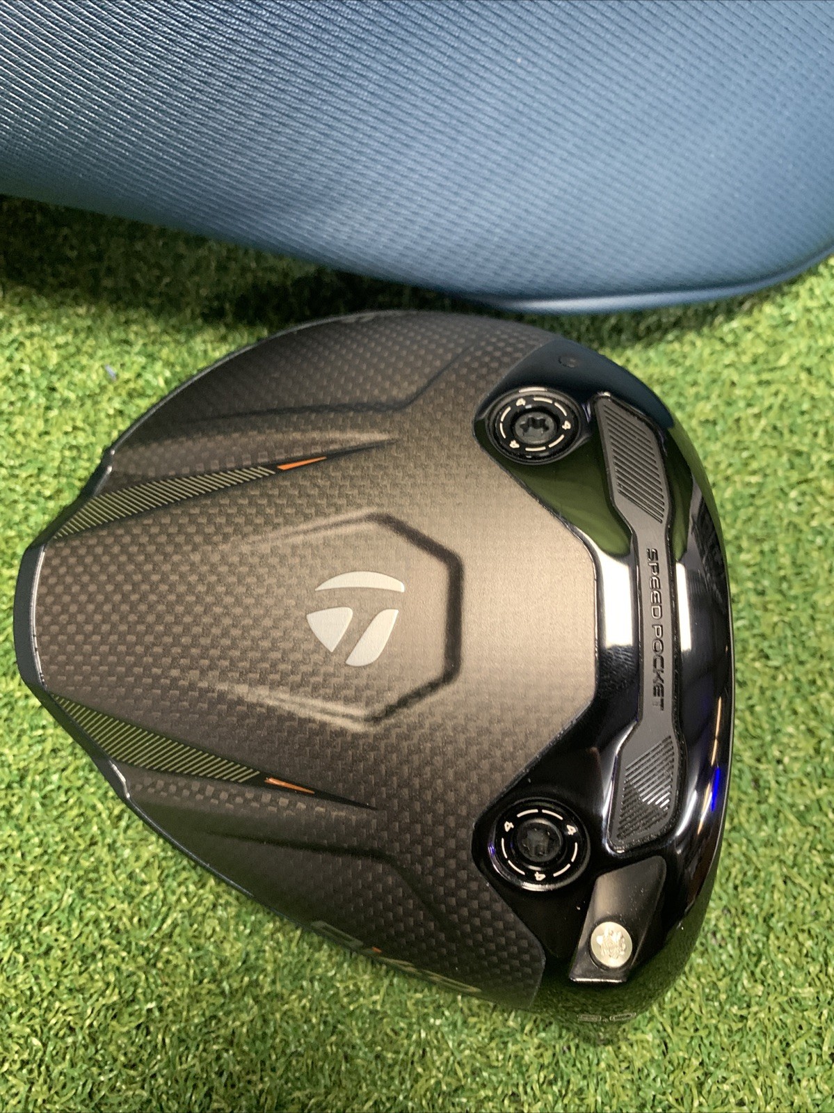 TaylorMade Qi4D Driver Head Only - RH, 9° - With Headcover