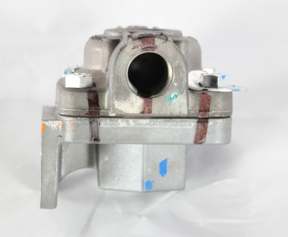 New 802215 Bendix QR-1 Quick Release Valve