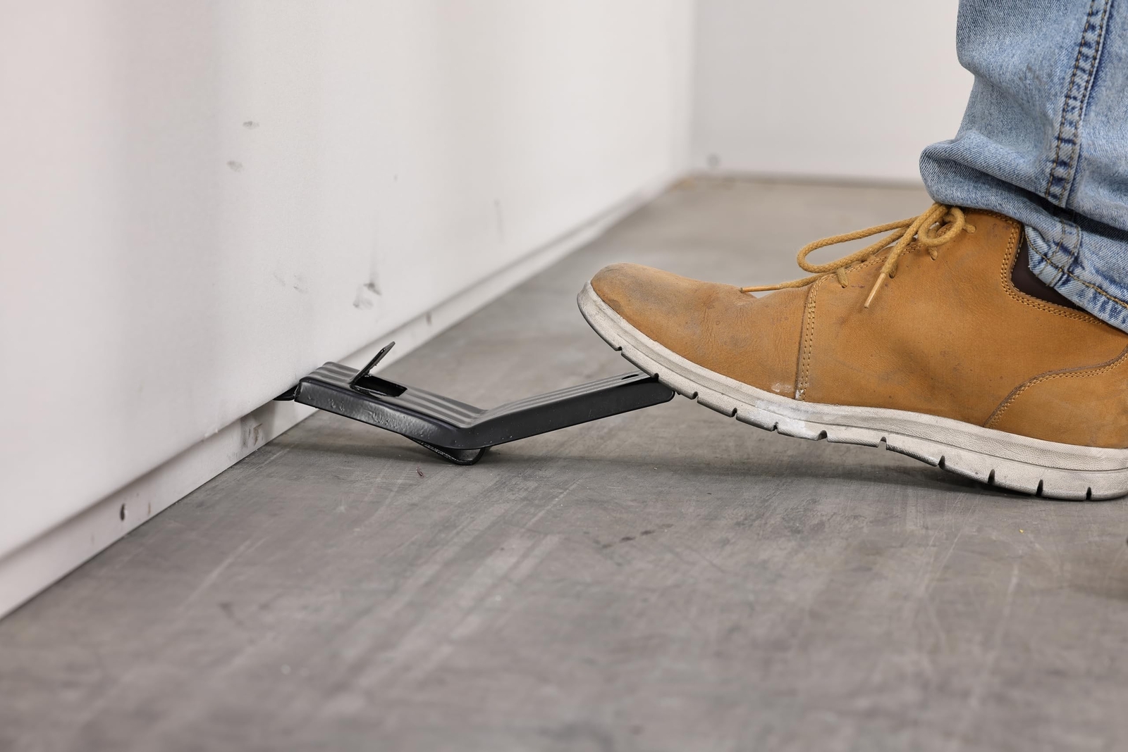 ToolPro Drywall Panel Lifter - Heavy Duty Lift and Positioning Tool for Drywa...