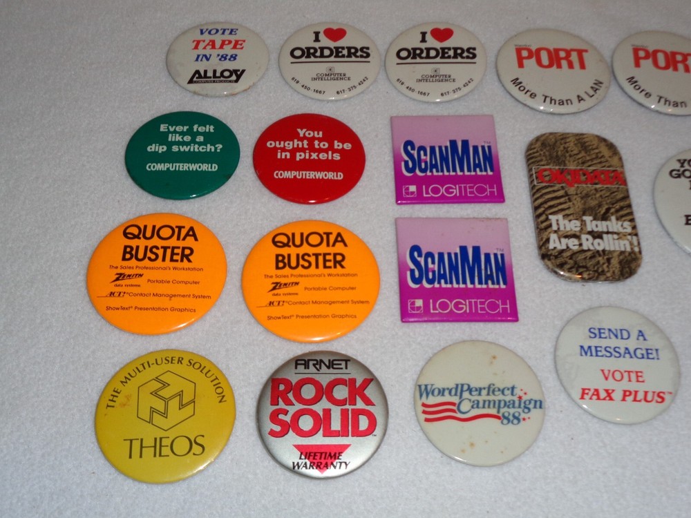 Computer Vintage Pinback Button Lot Computerworld Okidata Zenith Theos (18)