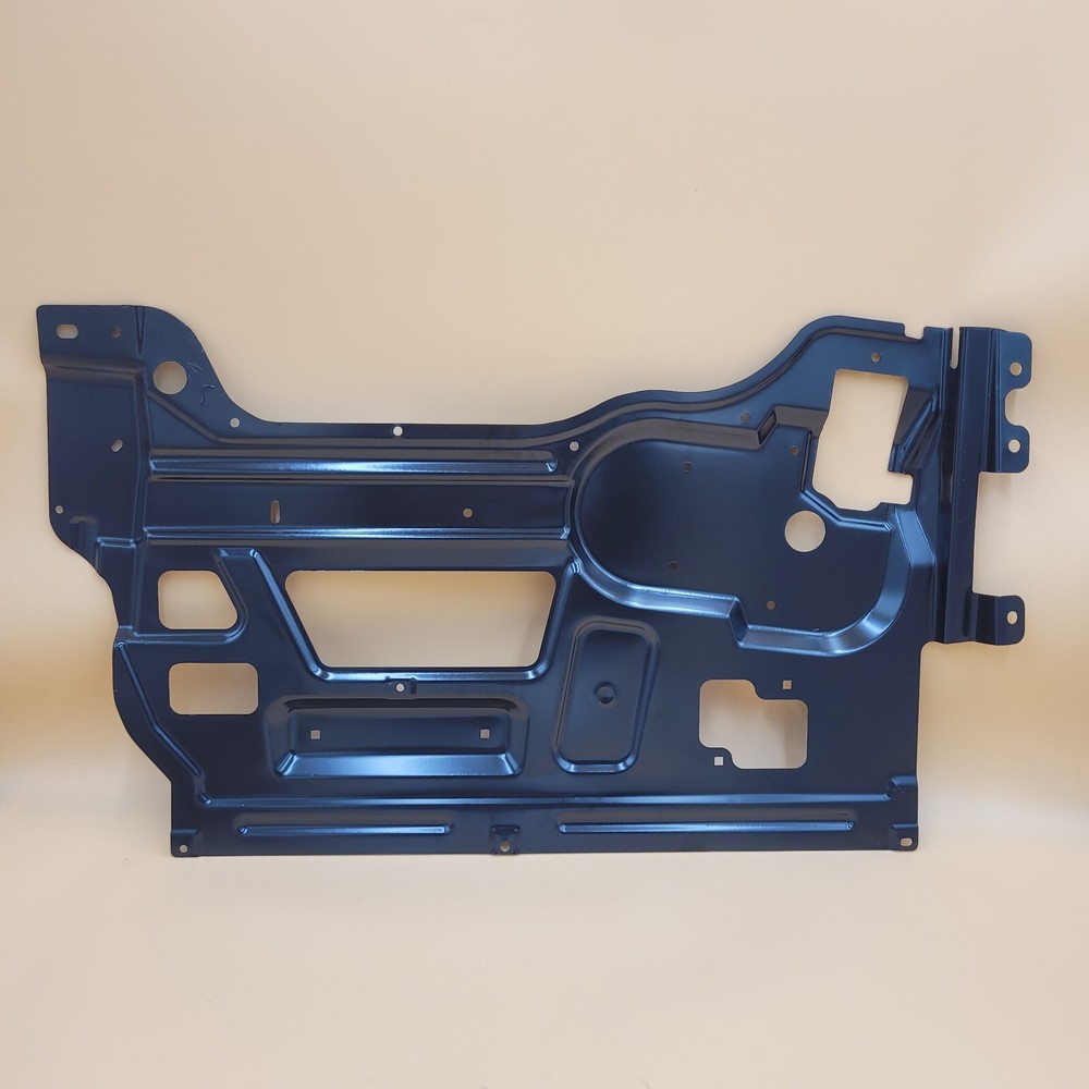 LR DEFENDER -16 Front Left Inner Door Panel BDO710030G