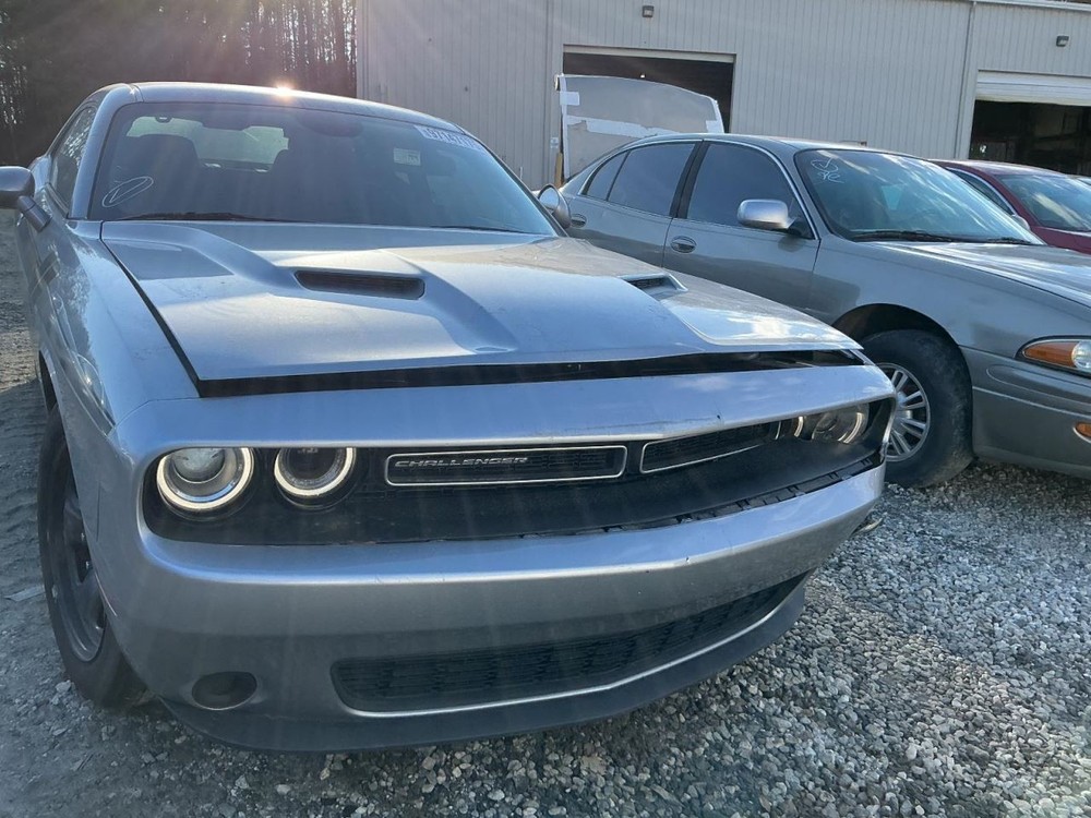 CHALLENGE 2016 Glove Box 4955480