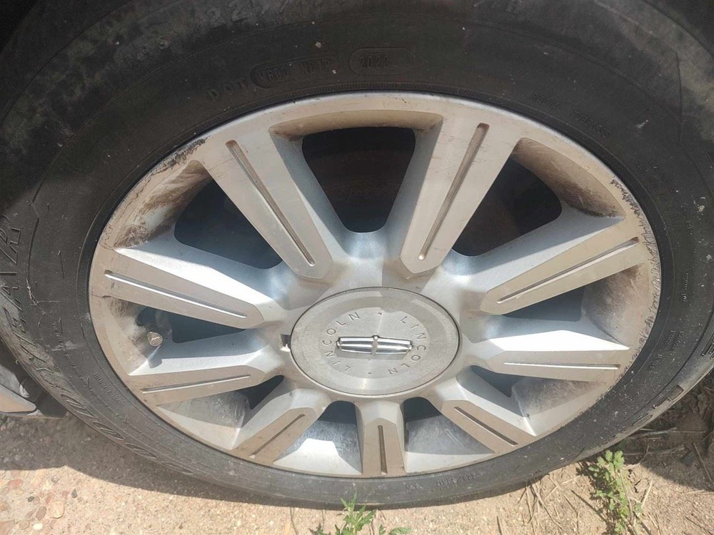 MKZ 2011 Glove Box 18910