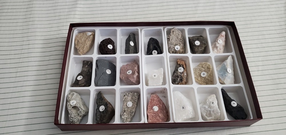 ROCKS KIT EQUP7602 HANDS ON LAB WITH 21 ROCK SAMPLES