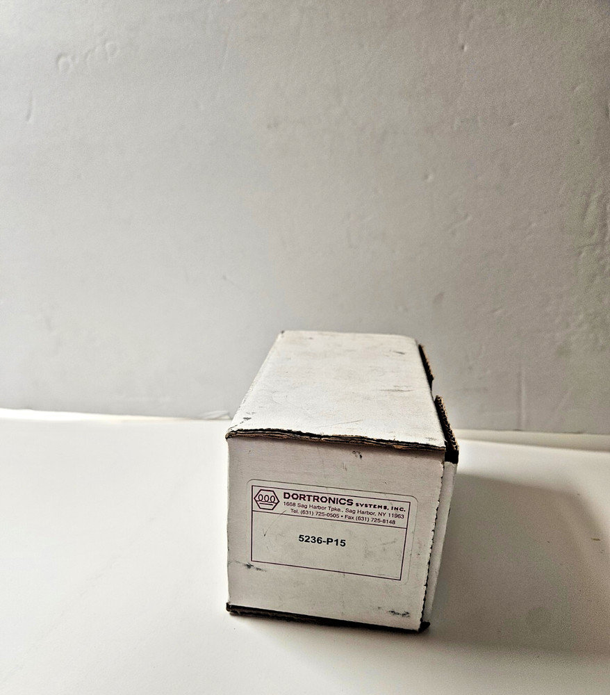 Dortronics System Inc. 5236-P15 Momentary Push Button Switch NEW