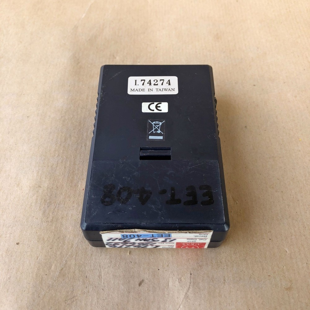 RS 180-7082 CALIBRATION CHECKER AND CURRENT LOOP SIMULATOR