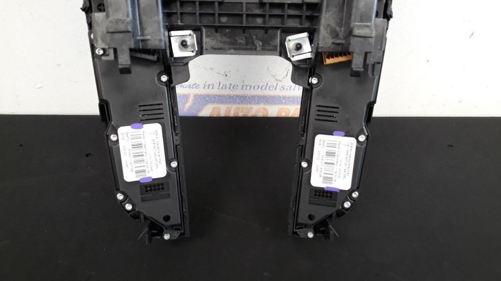 18 PORSCHE MACAN GTS 95B FRONT FLOOR CENTER CONSOLE MULTIFUNCTION CONTROL PANEL