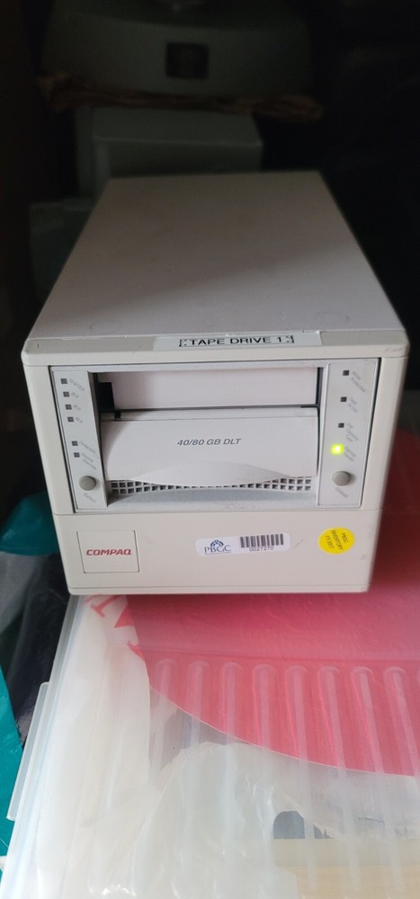 Compaq 40/80 GB DLT Rack Mountable SCSI Tape Drive