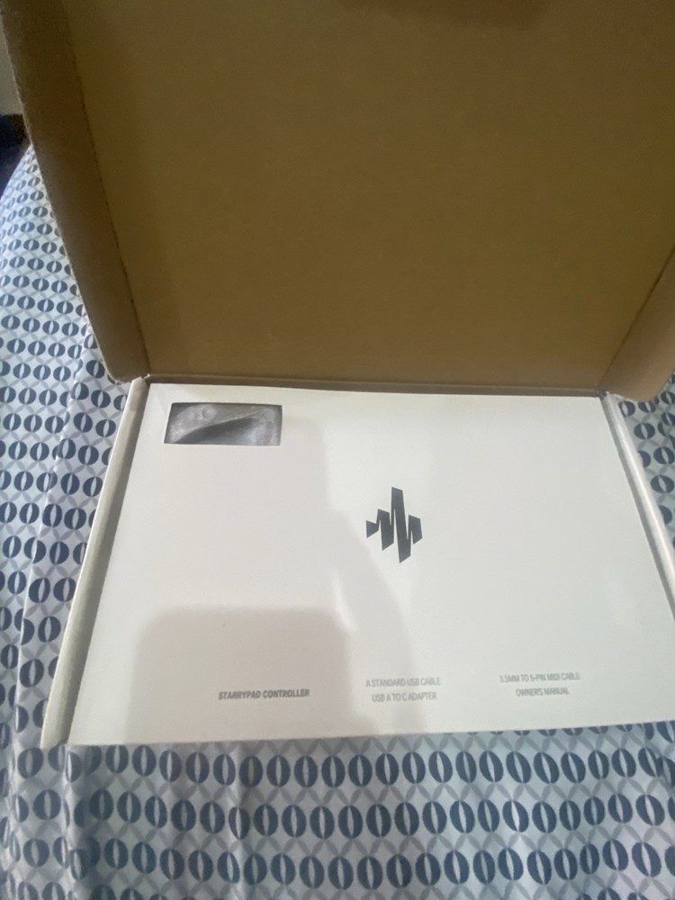 Donner STARRYPAD USB MIDI Keyboard Pad Beat Maker With Fader Knobs Drum Machine