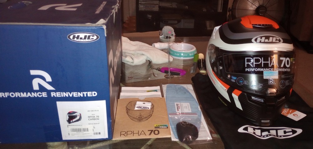 Brand New Full Face Motorcycle Helmet {Large}