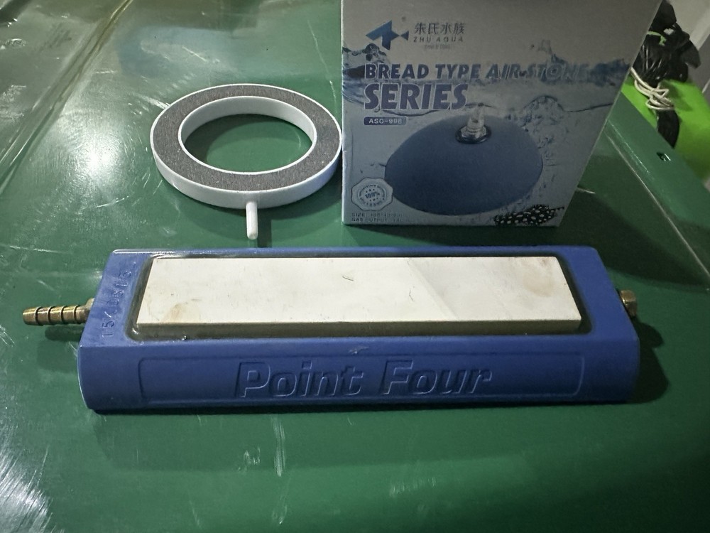 Two Air Diffuser Point Four Linear Air Stone & One Bread Air Stone&Ring Diffuser