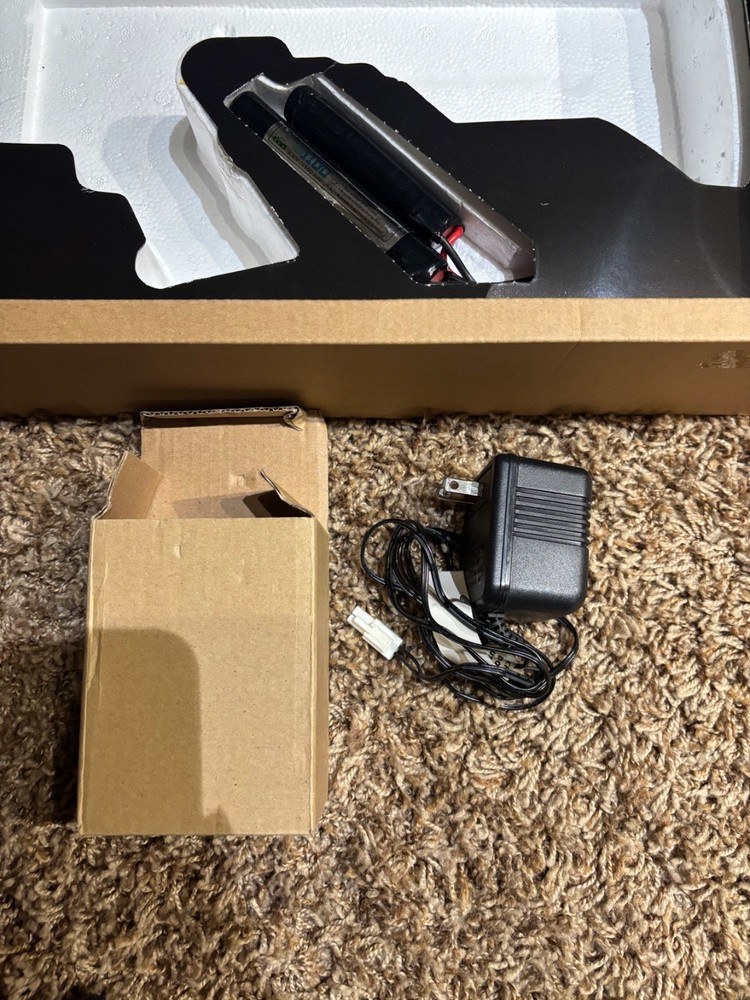 Colt M4 Airsoft (Actual Weight)