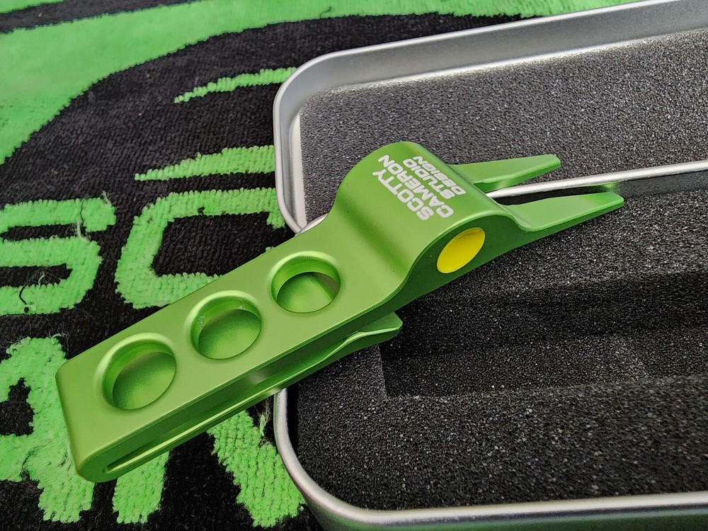 Scotty Cameron 2023 Pearls Pivot/Divot Tool⛳⛳Bright Dip Lime