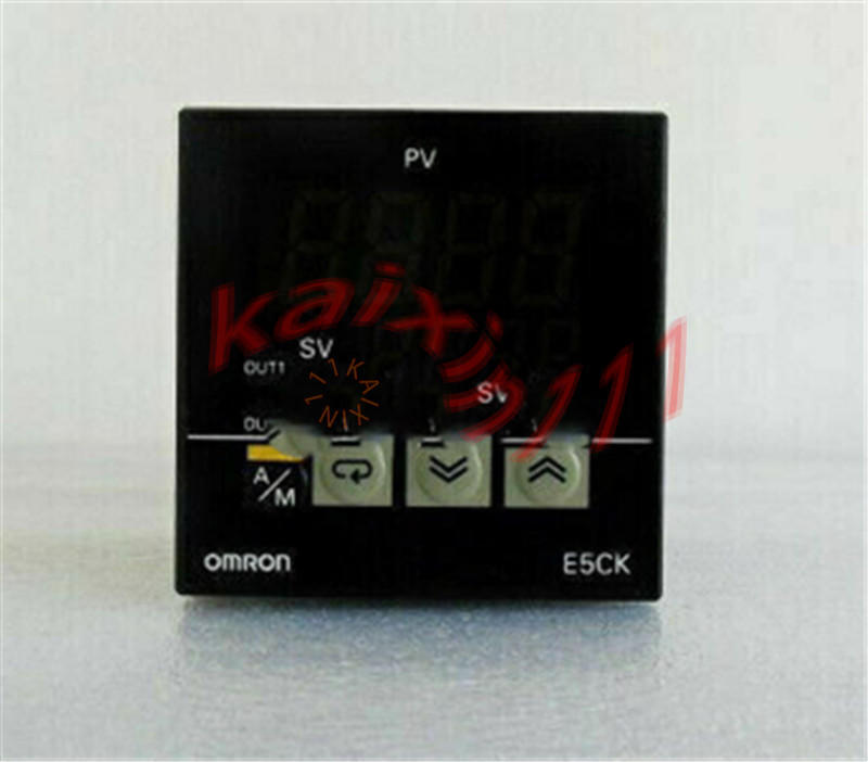 1PCS NEW OMRON Thermostat E5CK-CR101
