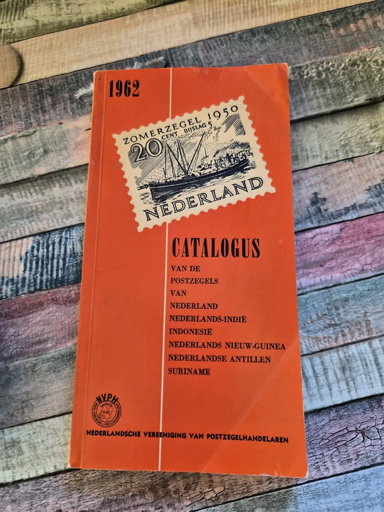 NIEDERLANDE Speciale Catalogus van de Postzegels van Nederland 1962.NVPH 13th ed