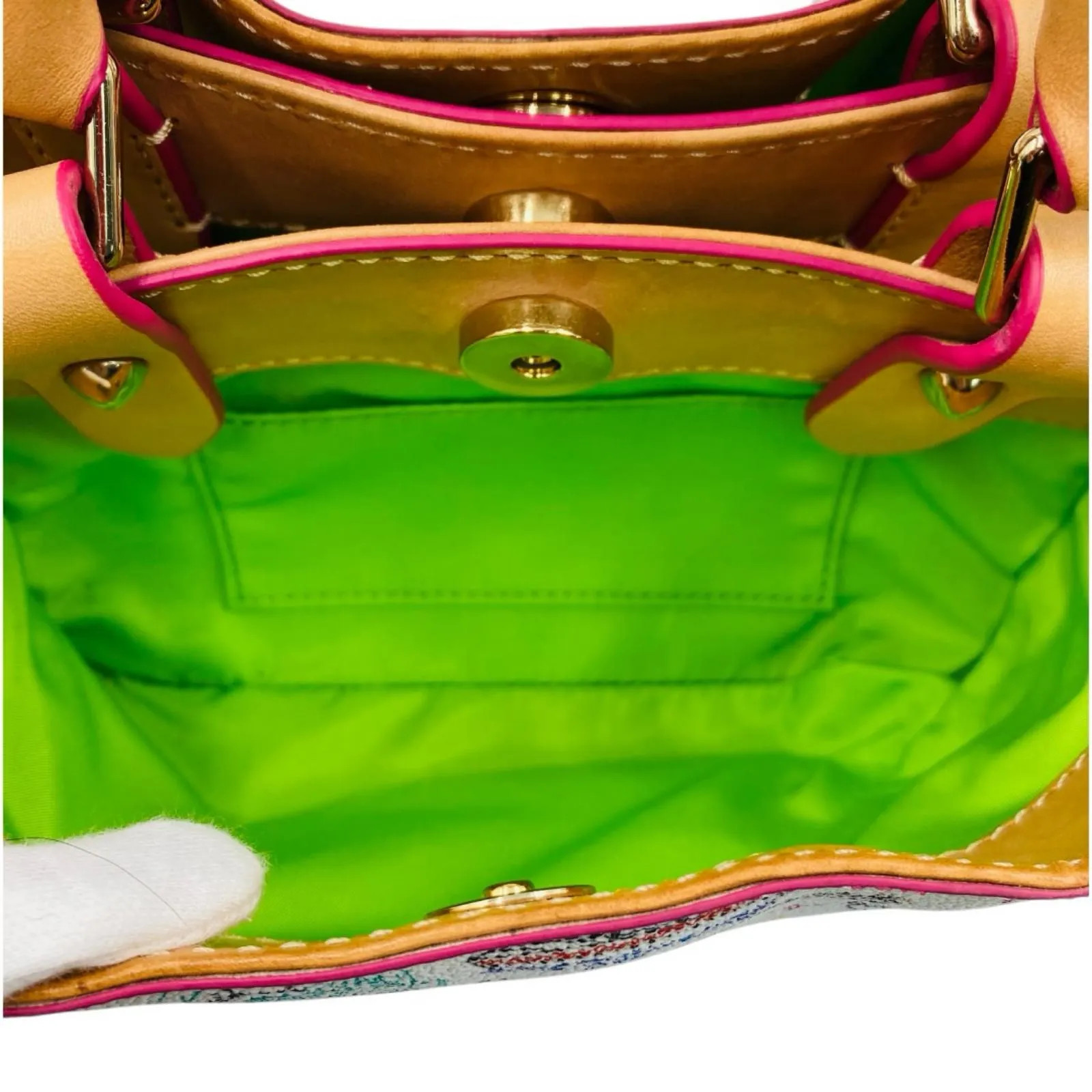 DOONEY&BOURKE Mickey Mouse Disney Collaboration Handbag Playful Disney collector