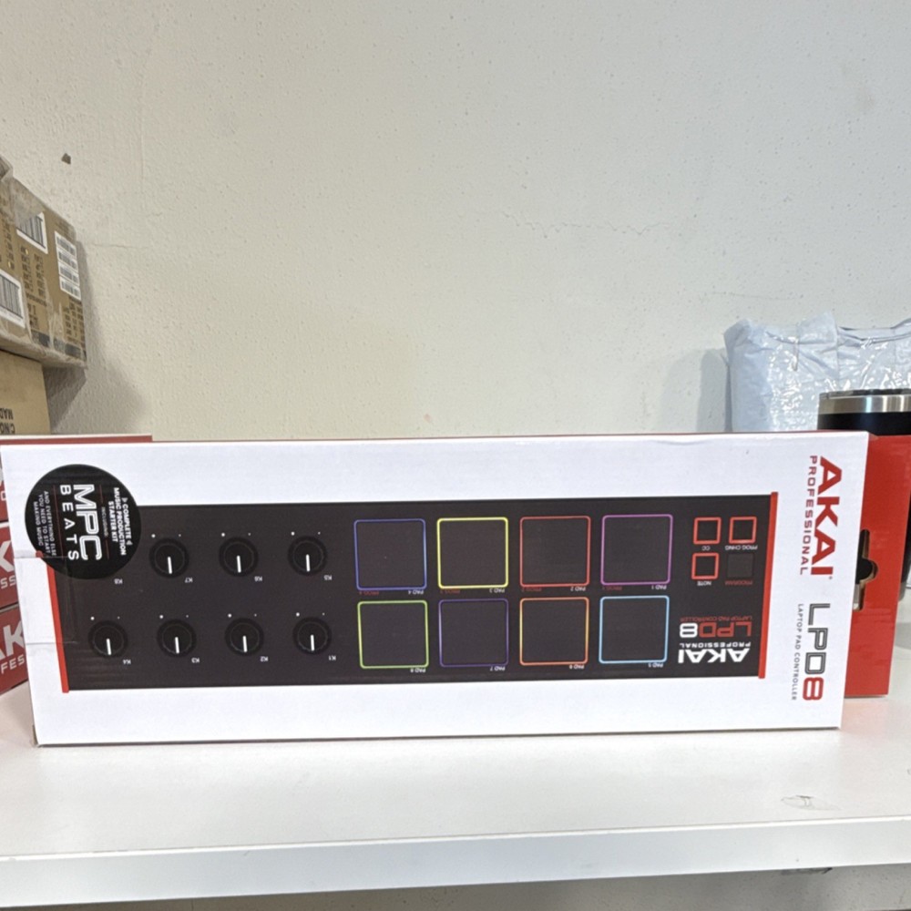 Akai Professional LPD8 USB MIDI Pad Controller 8 Pads 8 Knobs Velocity