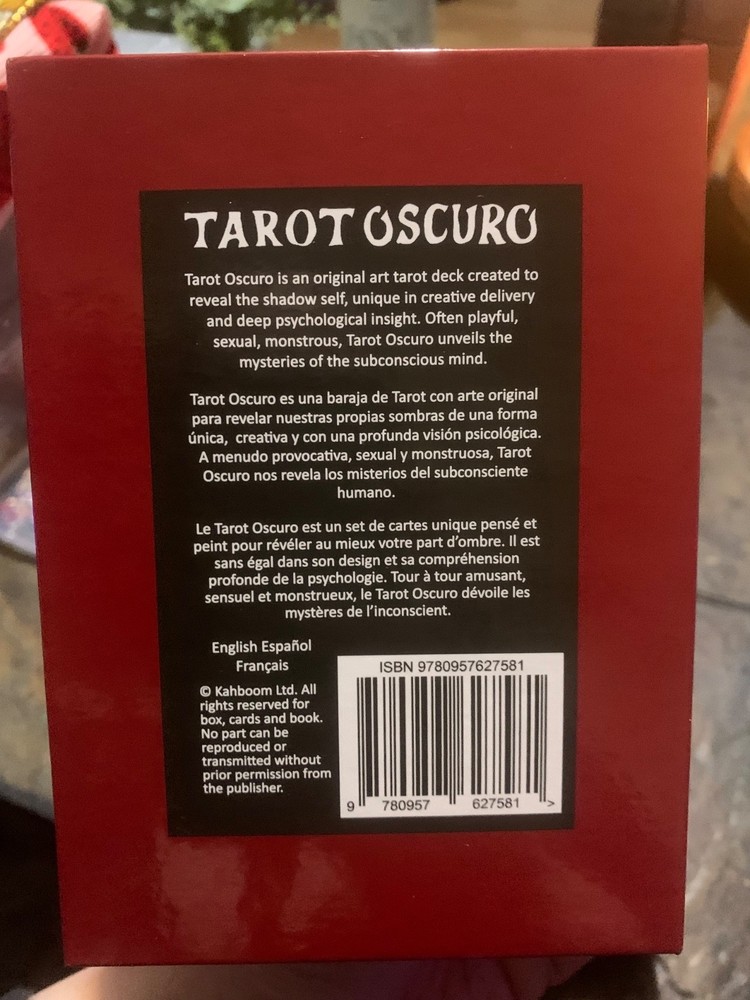 Tarot Oscuro by Estelle Riviere