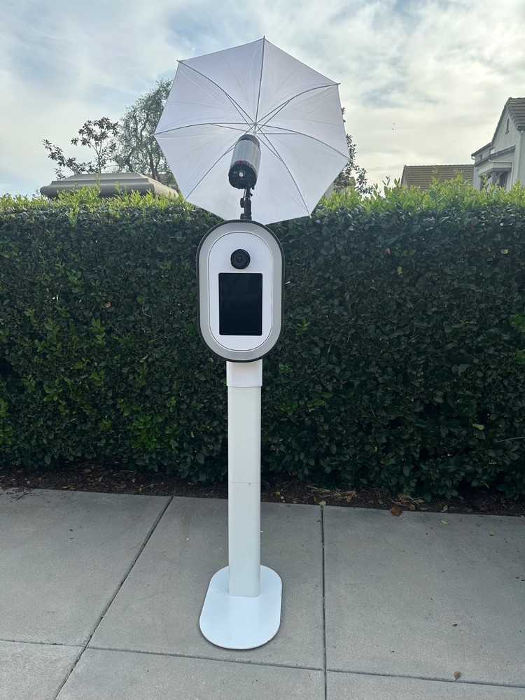 Light Adapter for Salsa 1 Photobooth (Now includes light pole)