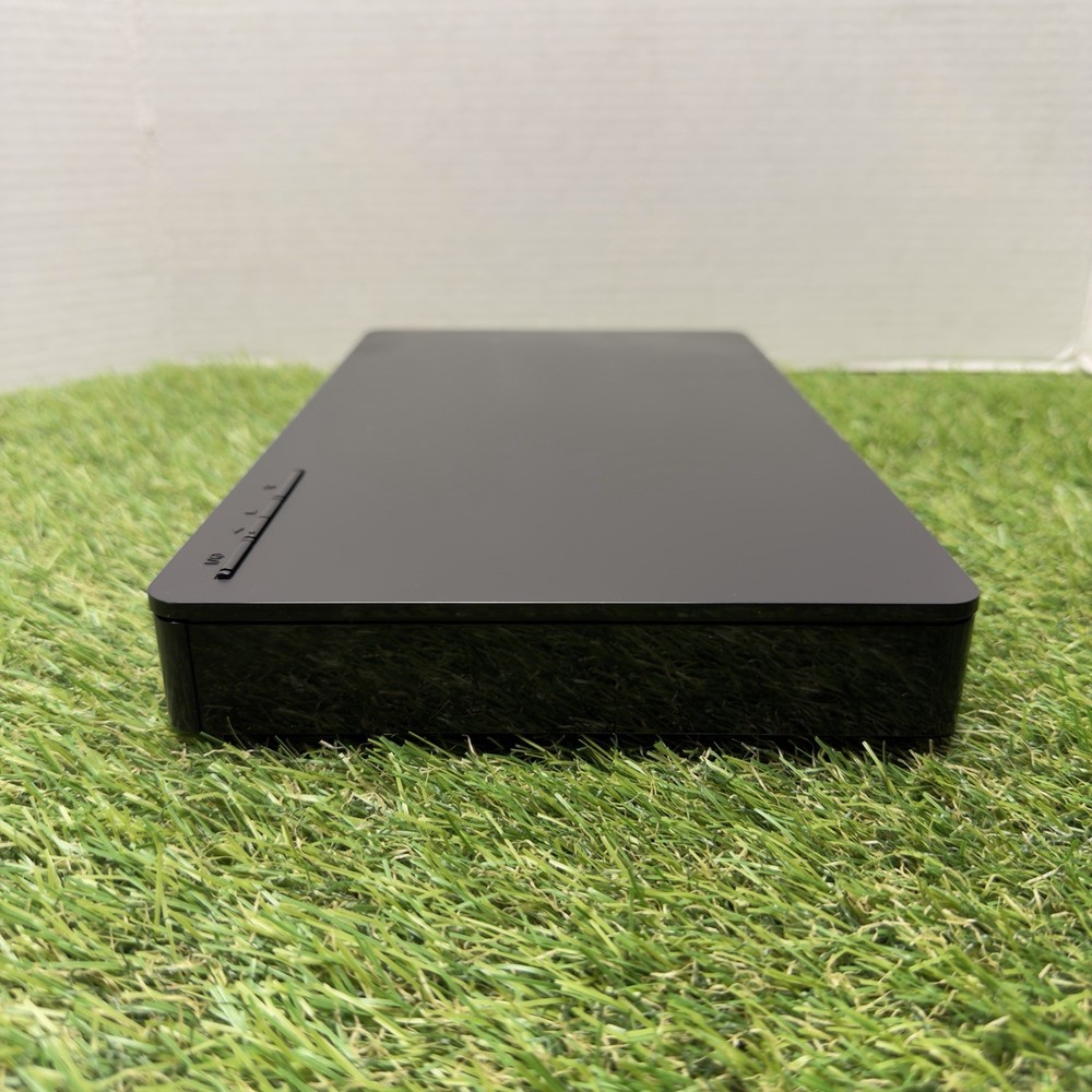 Panasonic Blu-Ray/DVD Player DMP-BD901 w/ Remote